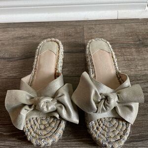 Stylish Women's Slip-On Sandals with Bow